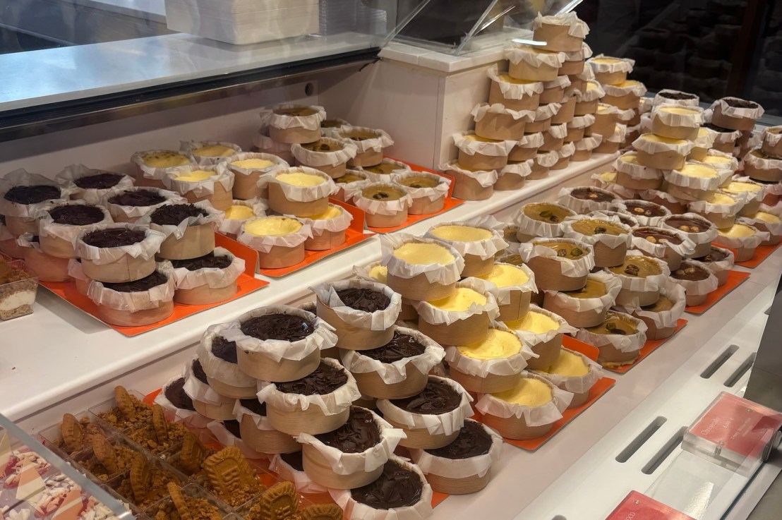Shall we have&nbsp;cheesecake?